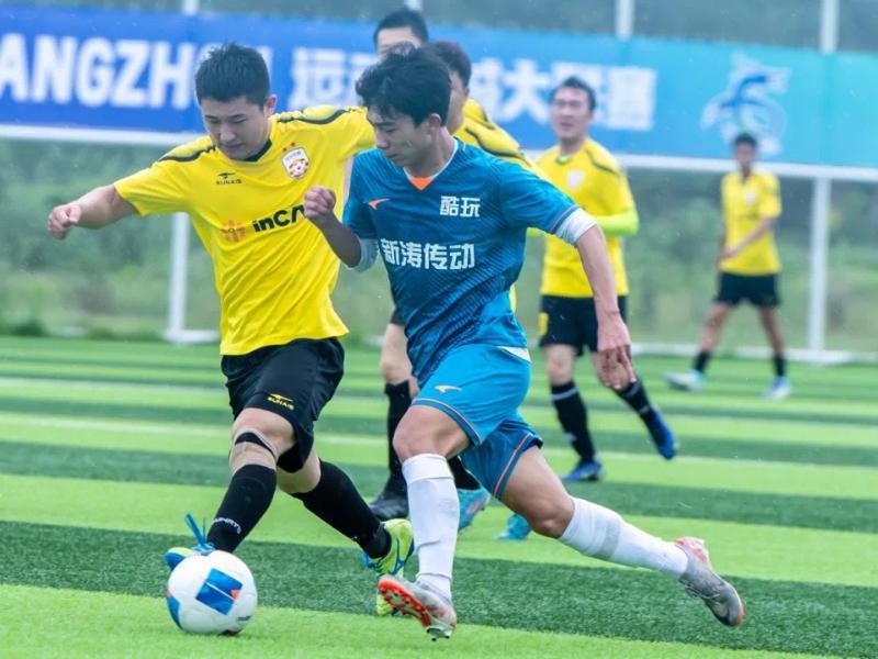 “苏超”赛场外:常州绿茵场,藏着纯粹的热爱 “苏超”赛场外:常州绿茵场,藏着纯粹的热爱