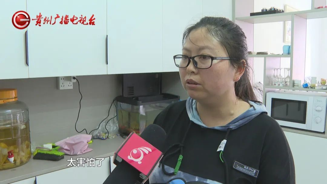 一到深夜就有陌生人来敲门、试图开锁!贵州女子不堪其扰,得知真相后更是担心不已... 一到深夜就有陌生人来敲门、试图开锁!贵州女子不堪其扰,得知真相后更是担心不已...