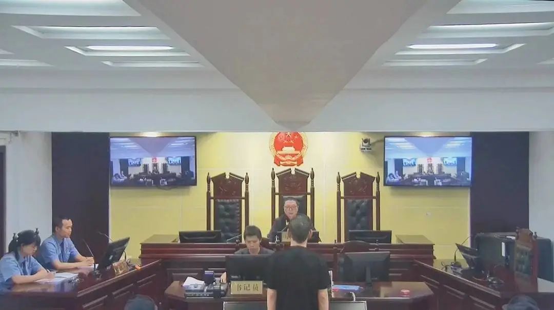 四川一“偷狗惯犯”监外执行期再作案,4天盗4犬获刑一年八月 四川一“偷狗惯犯”监外执行期再作案,4天盗4犬获刑一年八月