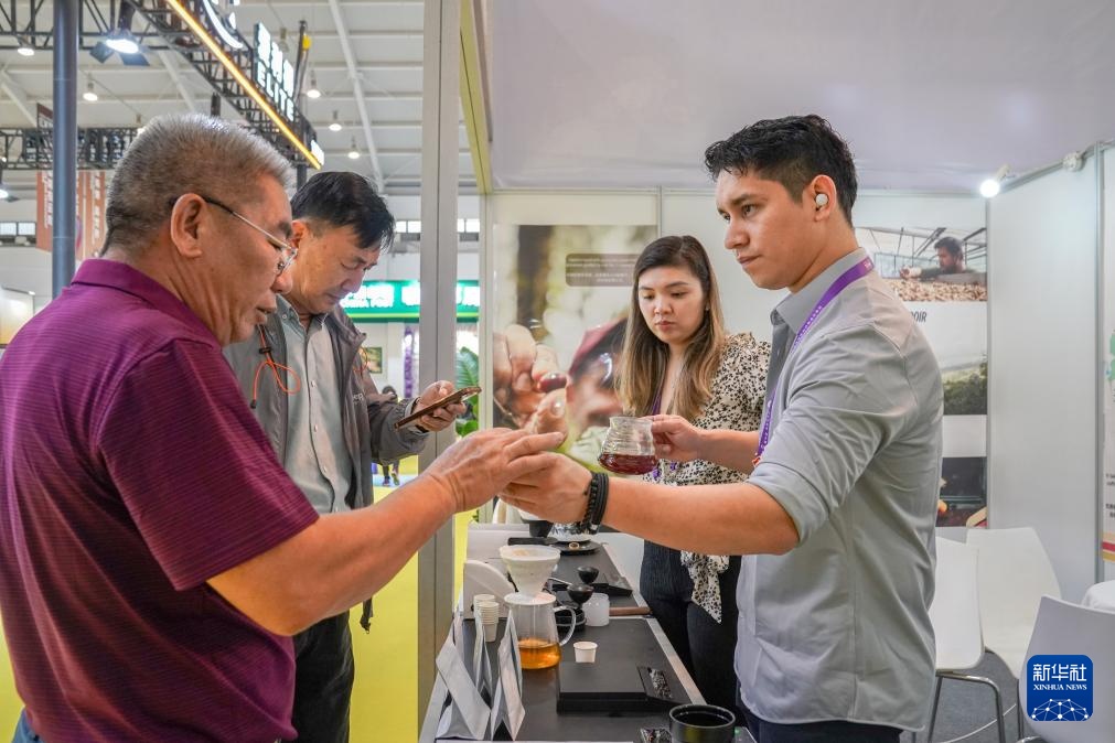 在南博会上感受云南咖啡独特魅力 在南博会上感受云南咖啡独特魅力