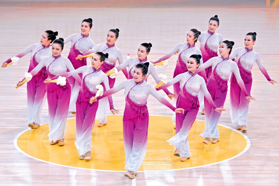 从政策视角看银发经济发展——专访全国政协委员张春生 从政策视角看银发经济发展——专访全国政协委员张春生