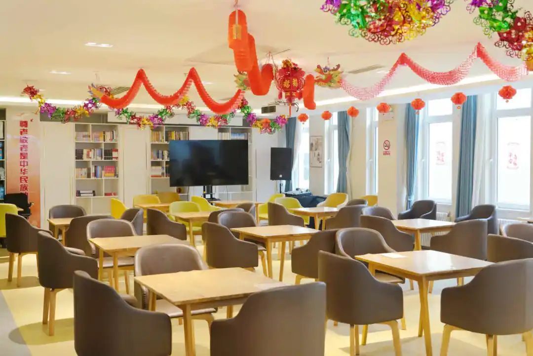 八“纸”匠心暖桑榆 白纸坊街道推出“红街坊・31号”特色养老服务 八“纸”匠心暖桑榆 白纸坊街道推出“红街坊・31号”特色养老服务