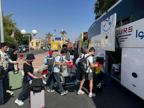 以伊冲突持续一周 特朗普“两周内”决定是否对伊动武 以伊冲突持续一周 特朗普“两周内”决定是否对伊动武