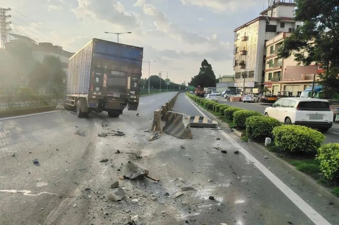 开车上路这些风险隐患,很多司机不知道!快看安全行车指南 开车上路这些风险隐患,很多司机不知道!快看安全行车指南