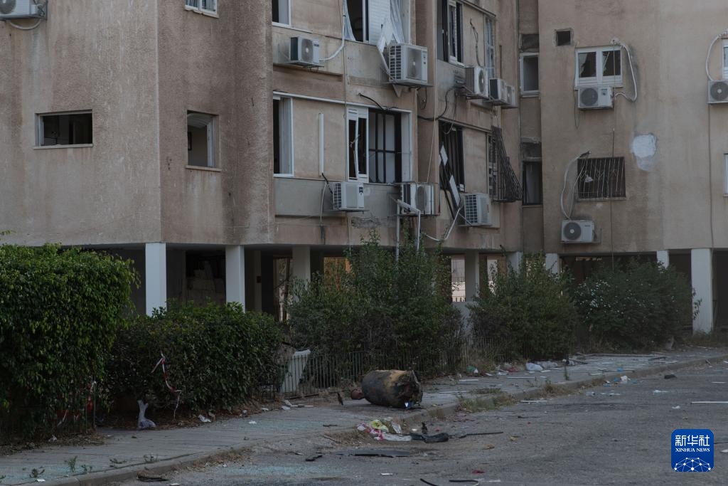 导弹袭击阴影下的以色列中部地区 导弹袭击阴影下的以色列中部地区