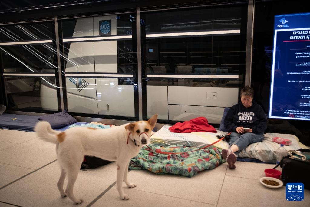 导弹袭击阴影下的以色列中部地区 导弹袭击阴影下的以色列中部地区