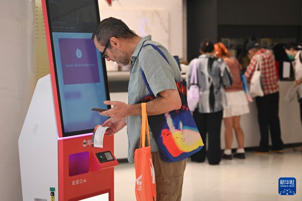 上海:电影票根成为城市消费“通行证” 上海:电影票根成为城市消费“通行证”