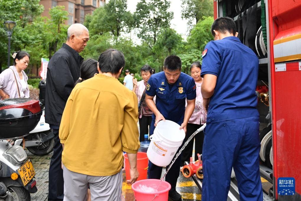 湖南龙山:灾后恢复持续进行 湖南龙山:灾后恢复持续进行