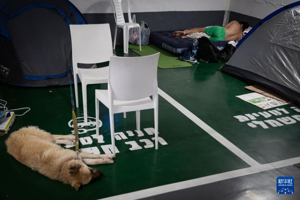 导弹袭击阴影下的以色列中部地区 导弹袭击阴影下的以色列中部地区