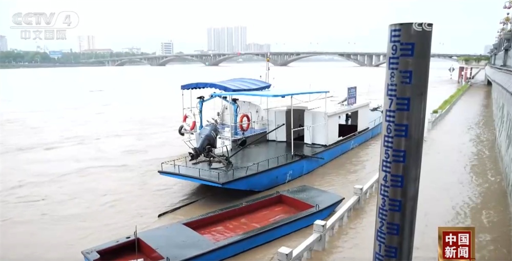 闻“汛”而动紧急救援、抢险救灾、排涝保畅 勠力同心守护群众平安 闻“汛”而动紧急救援、抢险救灾、排涝保畅 勠力同心守护群众平安