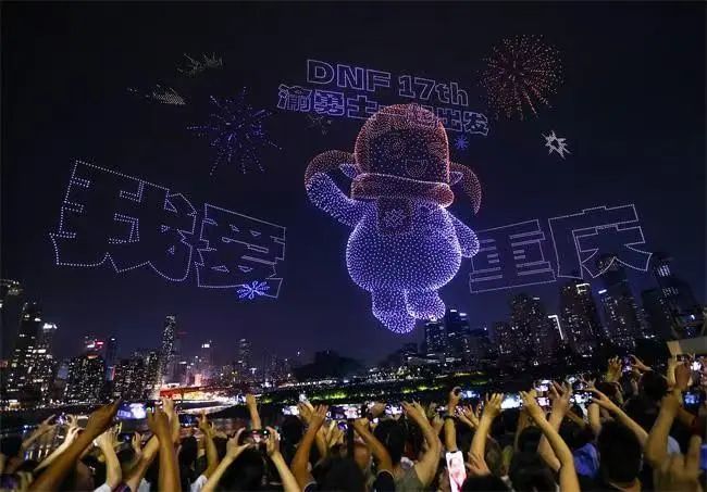 夜空作画！这个新职业火了，未来将越来越吃香