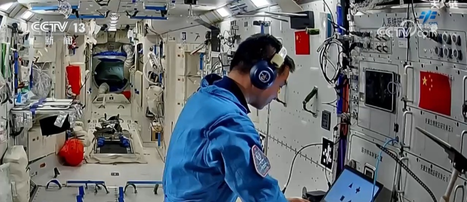 中国“太空之家”工作周记不断“更新” 机器人“小航”实力“抢镜” 中国“太空之家”工作周记不断“更新” 机器人“小航”实力“抢镜”