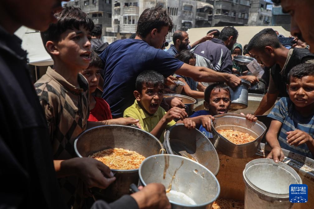 加沙地带：领取食物