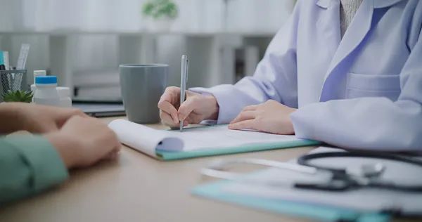 体检查出这6种病基本不用治，别再自己吓自己了！