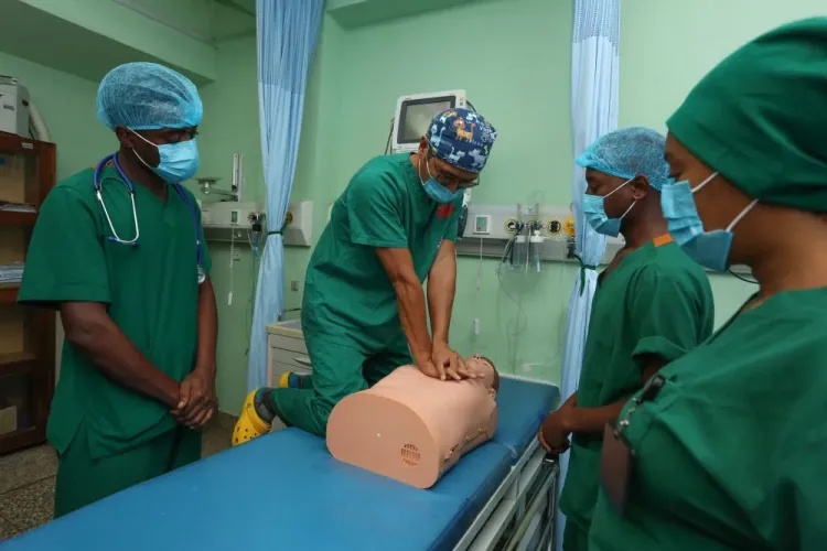 救人无数的援外医生走了,年仅38岁…… 救人无数的援外医生走了,年仅38岁……