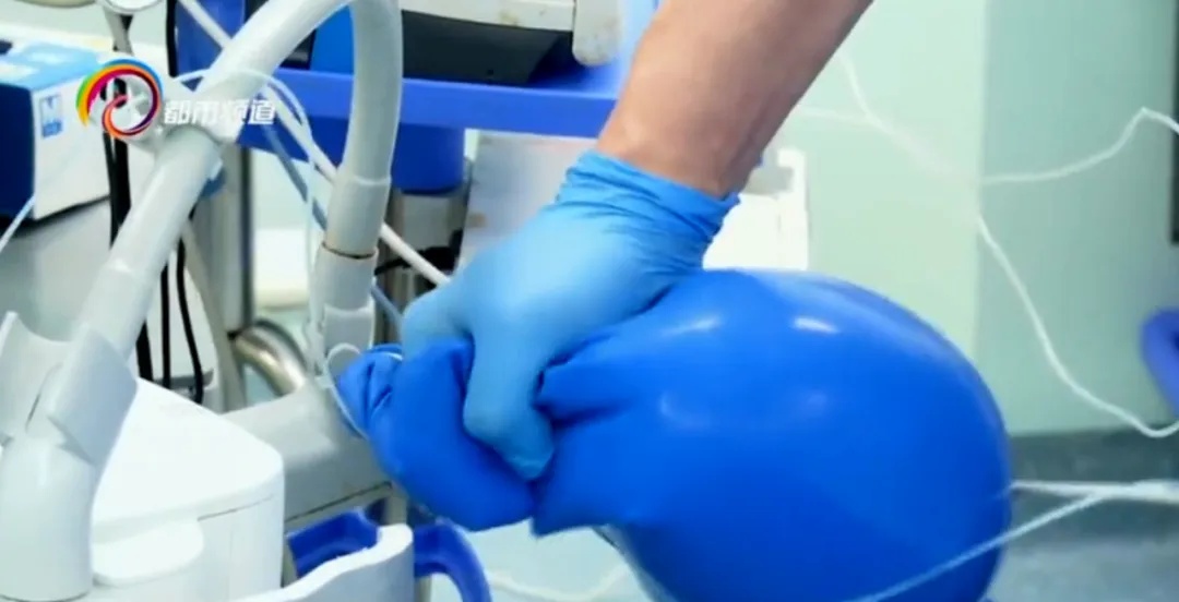 37周孕妇突发子宫破裂!从电话到手术台:医生上演“生死时速”抢回生命 37周孕妇突发子宫破裂!从电话到手术台:医生上演“生死时速”抢回生命