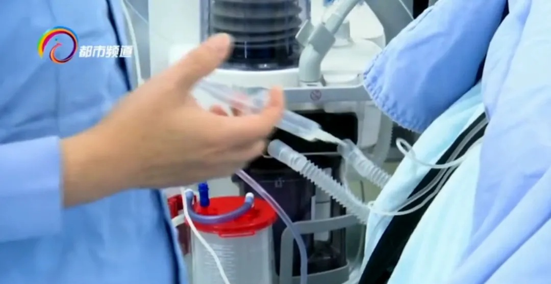 37周孕妇突发子宫破裂!从电话到手术台:医生上演“生死时速”抢回生命 37周孕妇突发子宫破裂!从电话到手术台:医生上演“生死时速”抢回生命