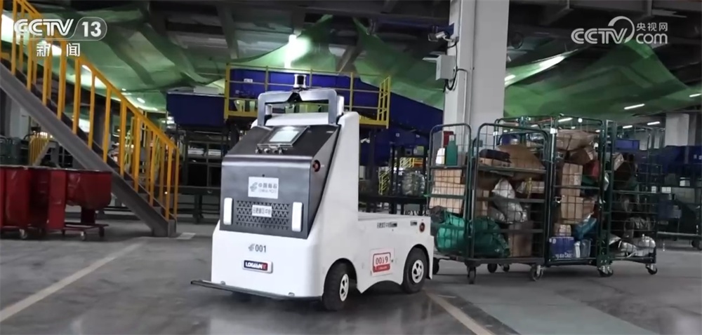 物流向“新”向“智”激活消费新潜能 小包裹跑出“加速度”助推物畅其流