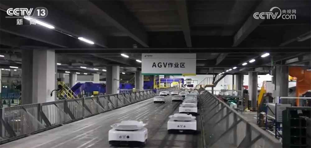 物流向“新”向“智”激活消费新潜能 小包裹跑出“加速度”助推物畅其流