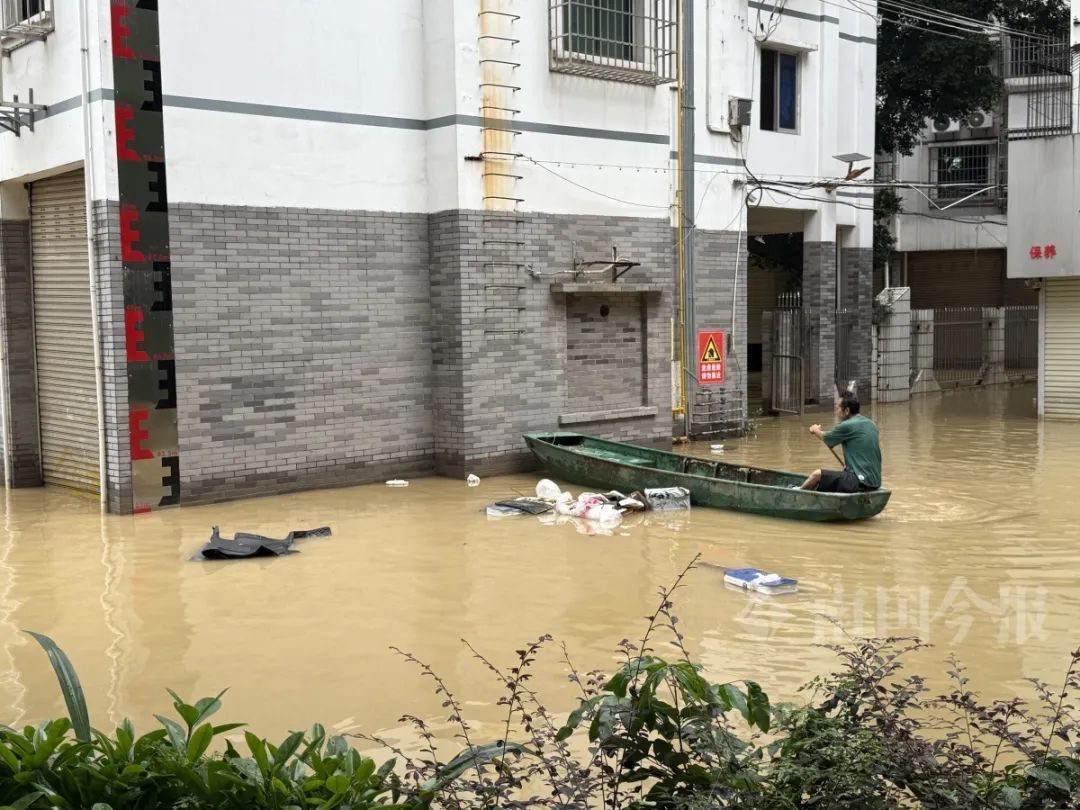 出现双洪峰后，柳江洪水退速缓慢！这些地方仍有暴雨、大暴雨……