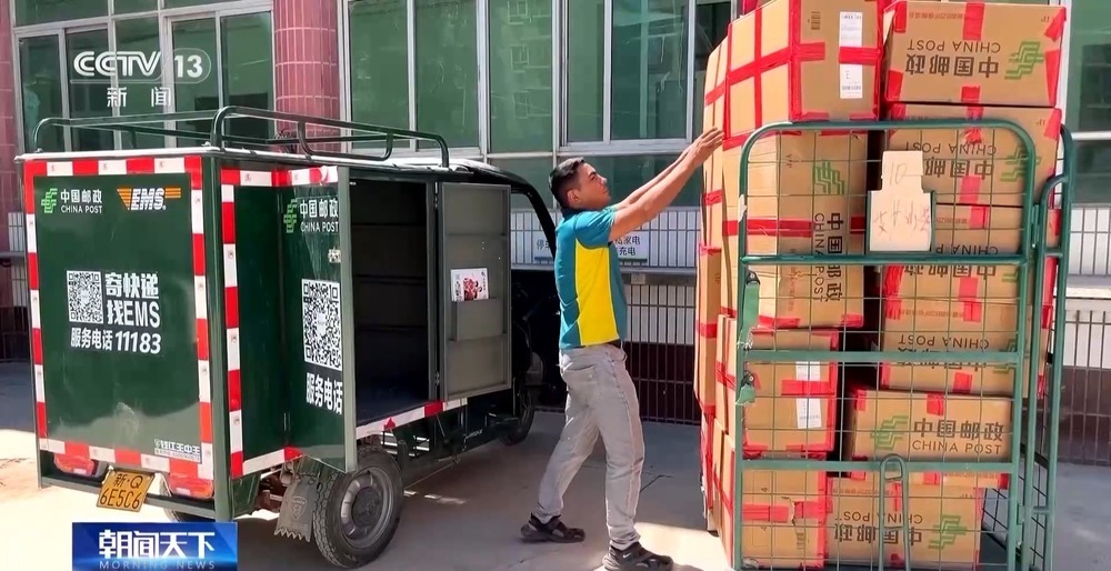 各地物流智能化升级 小包裹跑出了“加速度” 各地物流智能化升级 小包裹跑出了“加速度”