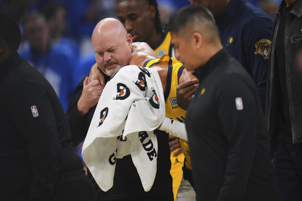 NBA新王诞生！哈利伯顿跟腱重伤，雷霆夺队史首冠
