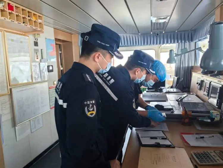 男子公海上刺死同事，上海海警局破获首起公海故意杀人案