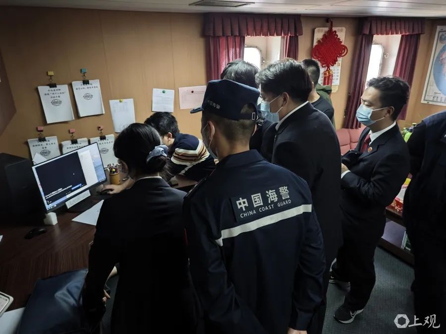 男子高某在公海上故意杀人:因琐事用水果刀将人刺死!上海海警局:已逮捕 男子高某在公海上故意杀人:因琐事用水果刀将人刺死!上海海警局:已逮捕