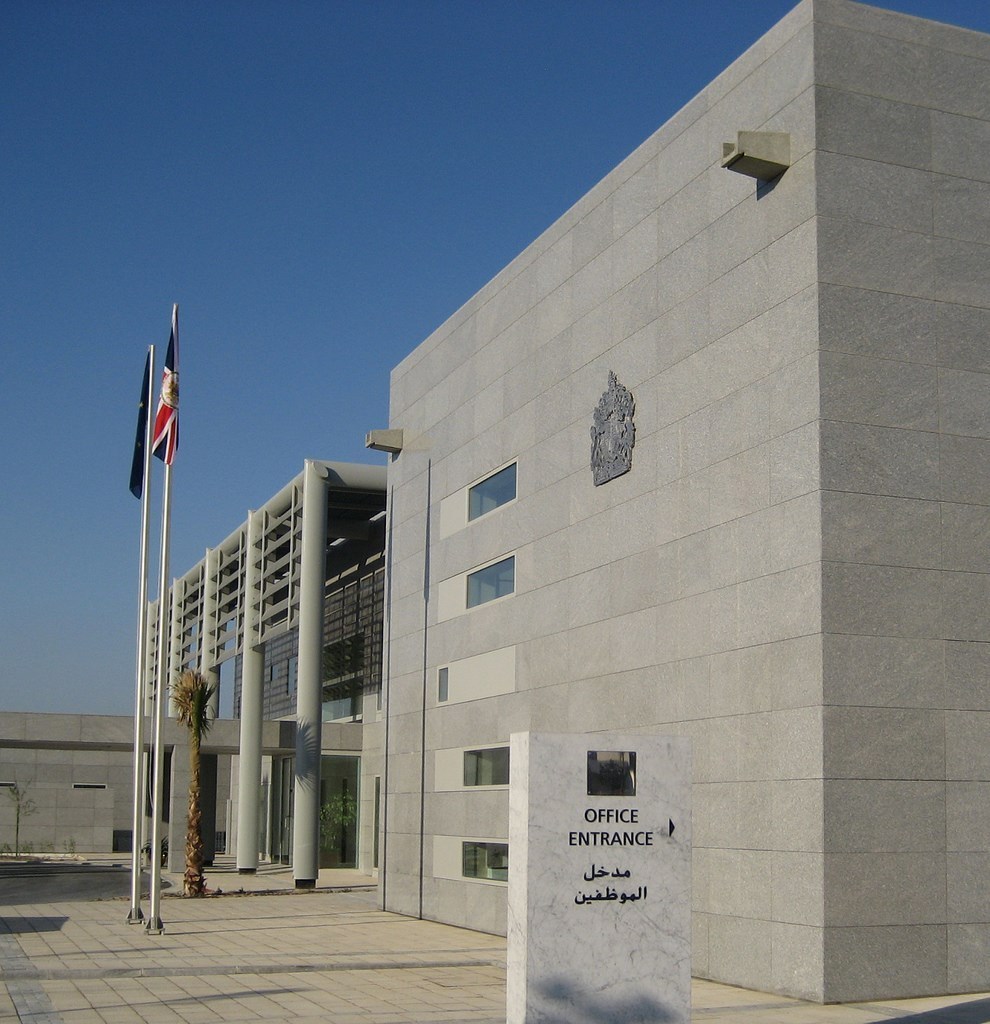 英国政府建议在卡塔尔英国公民就地避难 英国政府建议在卡塔尔英国公民就地避难