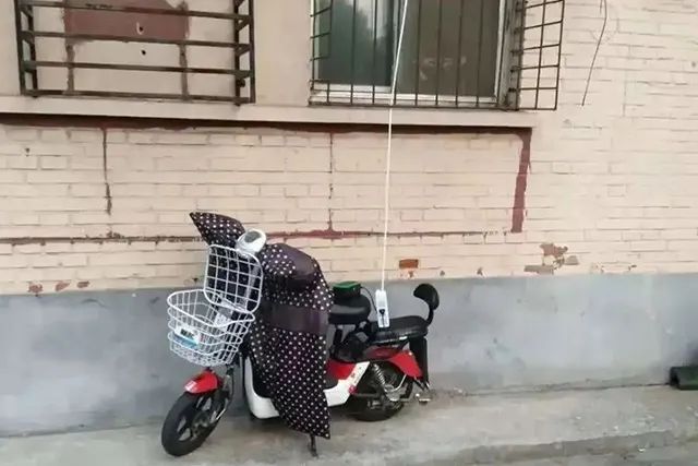 电动自行车防火须知:别让“便捷”变“隐患”! 电动自行车防火须知:别让“便捷”变“隐患”!