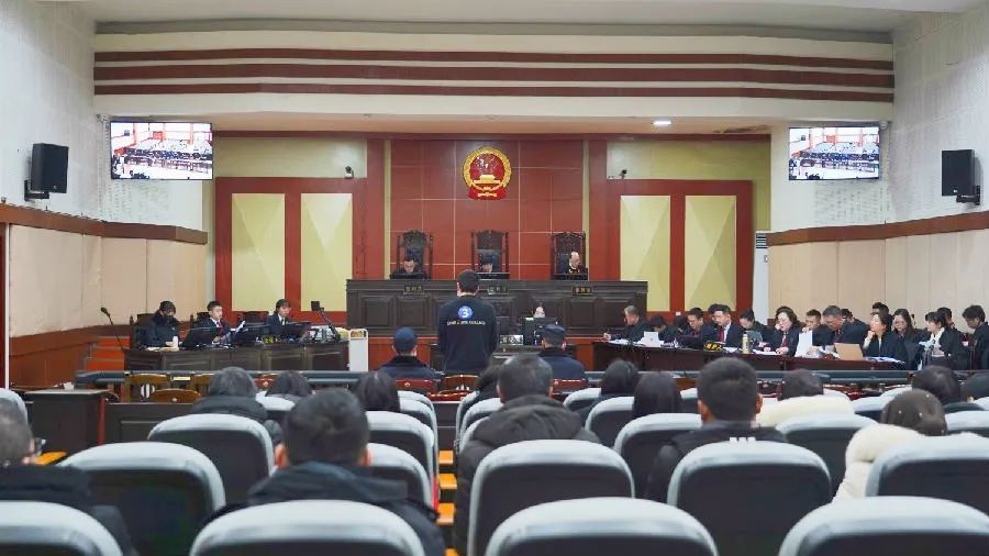 一次急救牵出毒案，诊所医生违规开药成毒品源头