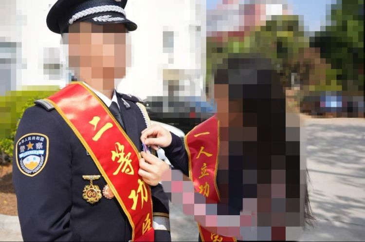 引信拉开炸弹没炸,戍边民警回忆缉毒生死瞬间 引信拉开炸弹没炸,戍边民警回忆缉毒生死瞬间