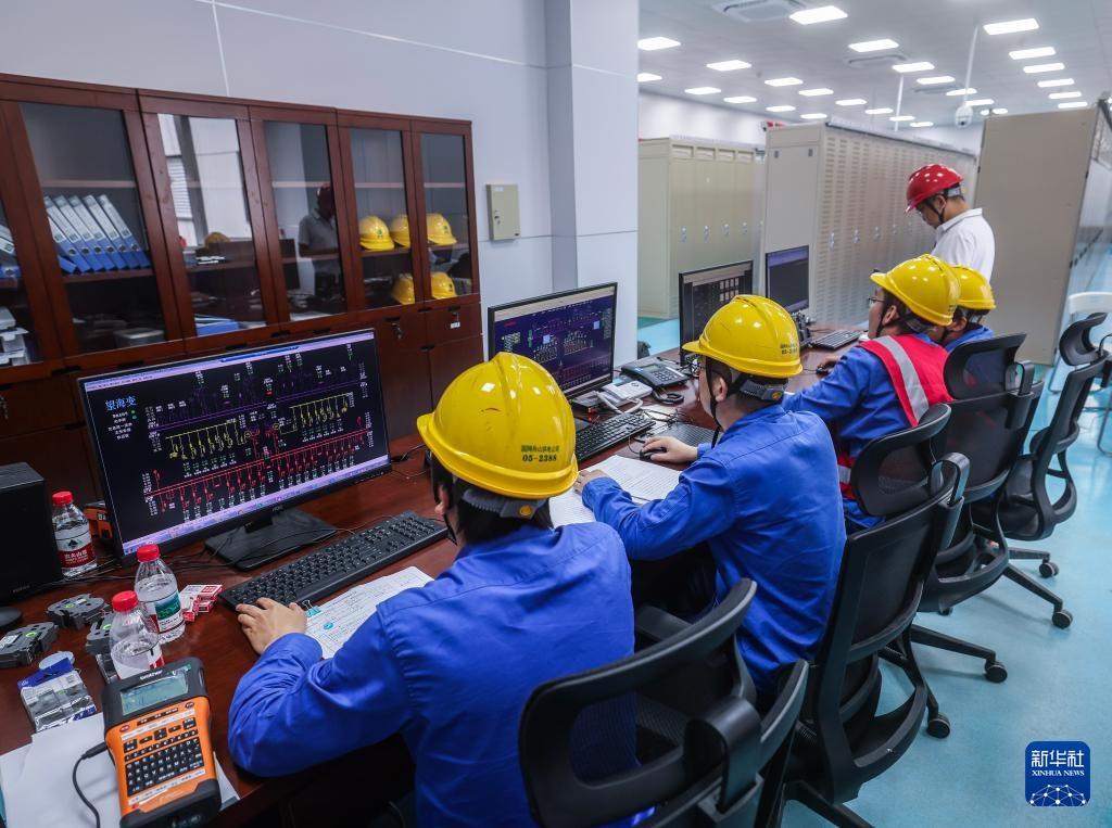 浙江舟山:跨海联网输变电工程投运 浙江舟山:跨海联网输变电工程投运