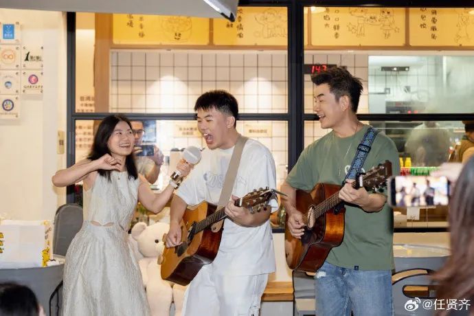 任贤齐捐款30万元,给福州这家店! 任贤齐捐款30万元,给福州这家店!