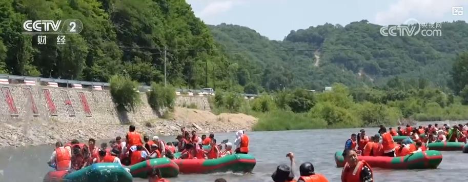 夏日避暑游火热 水上运动拉动“清凉经济”升温 夏日避暑游火热 水上运动拉动“清凉经济”升温