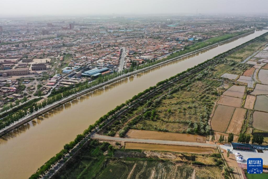 中国之城丨巴彦淖尔:黄河“几字弯”顶端上的北国江南 中国之城丨巴彦淖尔:黄河“几字弯”顶端上的北国江南