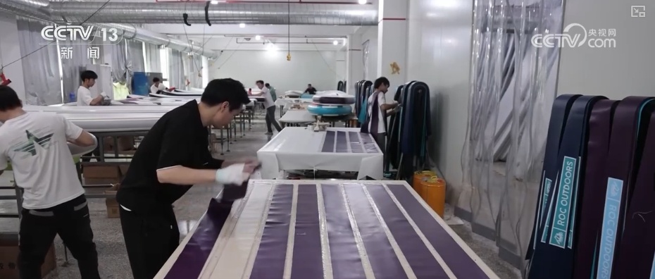 “火热赛事+装备升级”提升产业发展“含金量” 夏日清凉释放消费新活力