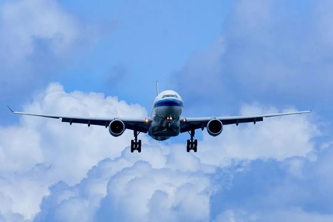 广州飞多哈航班受安全事件影响备降,南航回应→ 广州飞多哈航班受安全事件影响备降,南航回应→