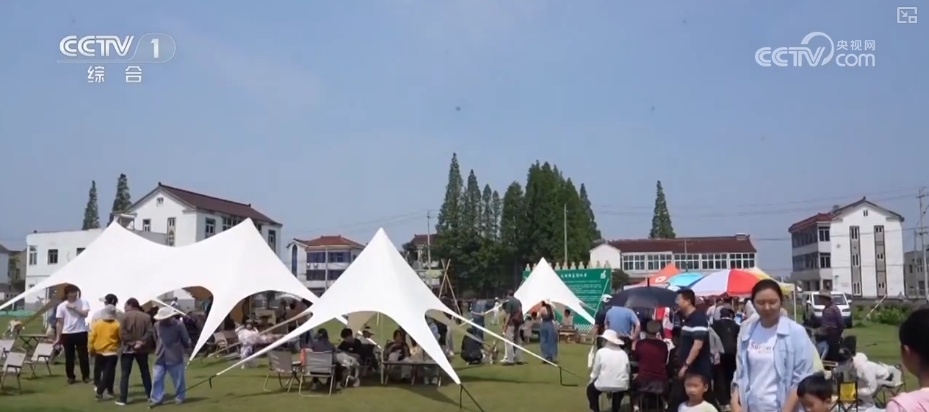 换出机遇、换出发展!量身定制个性化服务 新能源汽车下乡活力涌动 换出机遇、换出发展!量身定制个性化服务 新能源汽车下乡活力涌动