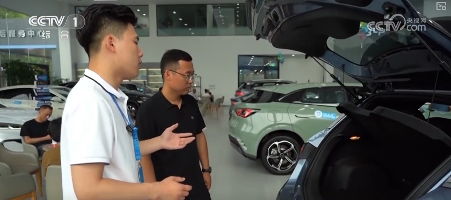 换出机遇、换出发展!量身定制个性化服务 新能源汽车下乡活力涌动 换出机遇、换出发展!量身定制个性化服务 新能源汽车下乡活力涌动