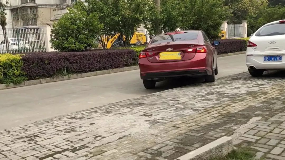 @驾驶人,这五个伤害轮胎行为你还在做吗? @驾驶人,这五个伤害轮胎行为你还在做吗?