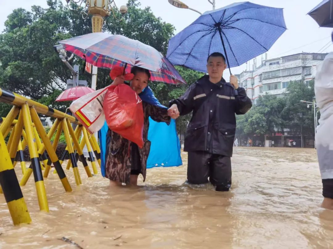 一线直击:贵州榕江、从江抗洪实录 一线直击:贵州榕江、从江抗洪实录