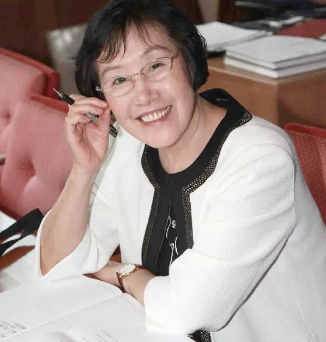 张雅文医治无效逝世