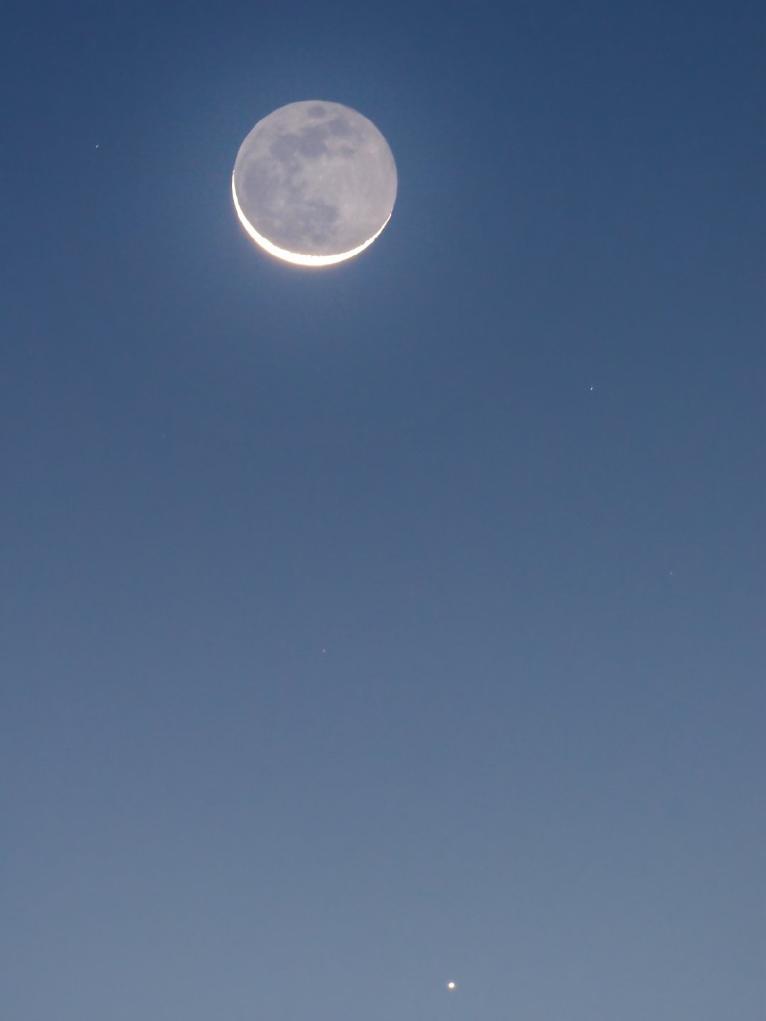 限时观测!6月27日日落后水星伴月 限时观测!6月27日日落后水星伴月