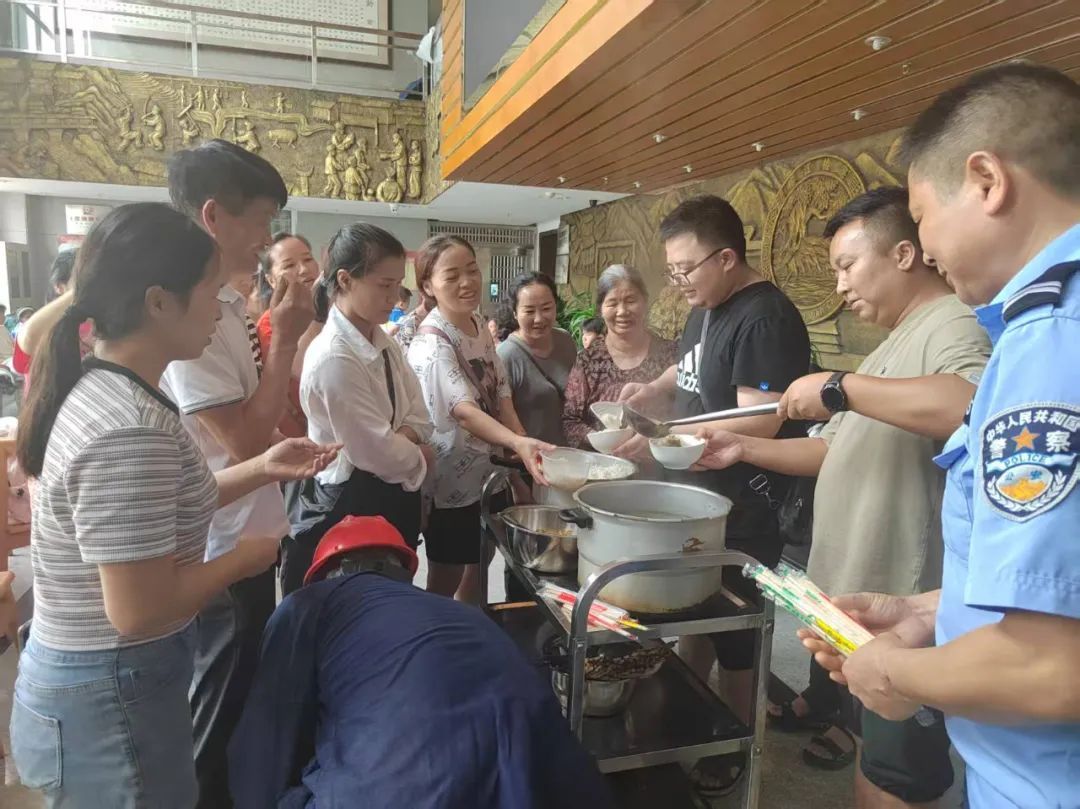 一线直击:贵州榕江、从江抗洪实录 一线直击:贵州榕江、从江抗洪实录