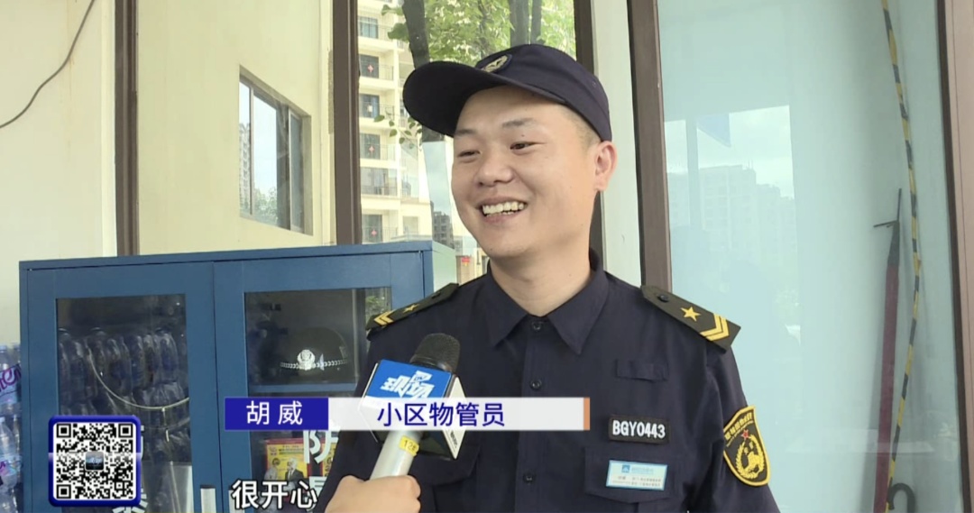 佛山一幼童吃糖被卡,危急时刻,他出手了! 佛山一幼童吃糖被卡,危急时刻,他出手了!