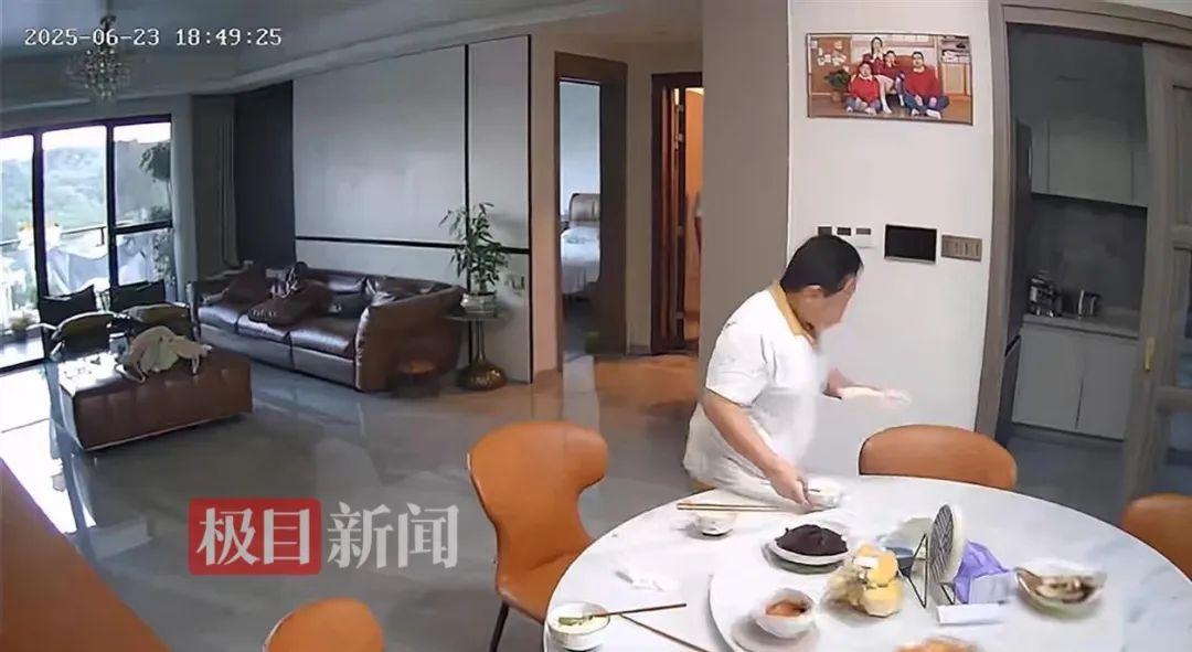 “地震不忘干饭”小孩哥被教育了!爸爸:有点搞笑基因,已告诫儿子生命第一 “地震不忘干饭”小孩哥被教育了!爸爸:有点搞笑基因,已告诫儿子生命第一