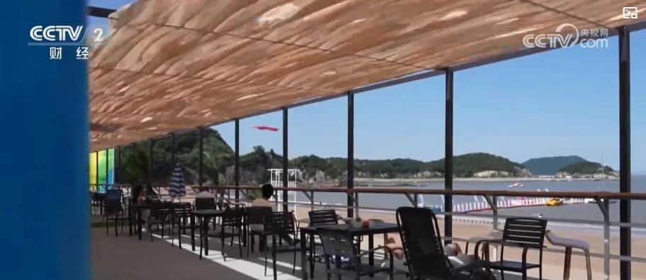 从海滨休闲到草原狂欢:暑期文旅市场多点开花 新业态激发消费新活力 从海滨休闲到草原狂欢:暑期文旅市场多点开花 新业态激发消费新活力