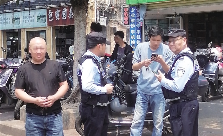 “有警记得叫我” 是他留给同事最后一句话 “有警记得叫我” 是他留给同事最后一句话