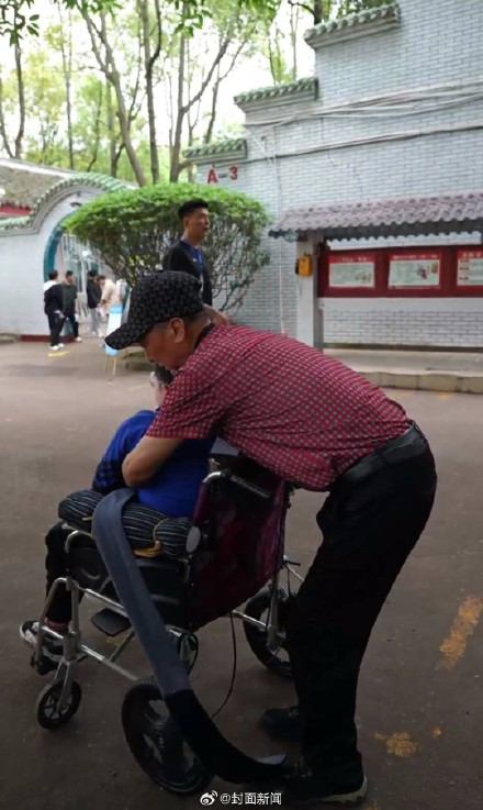 渐冻症考生回应高考400分：画上一个句号